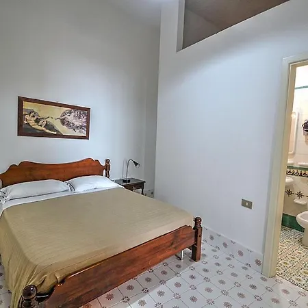 דירה Sleeps 2 Pool רבאלו